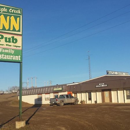 Maple Creek Motor Inn Eksteriør billede