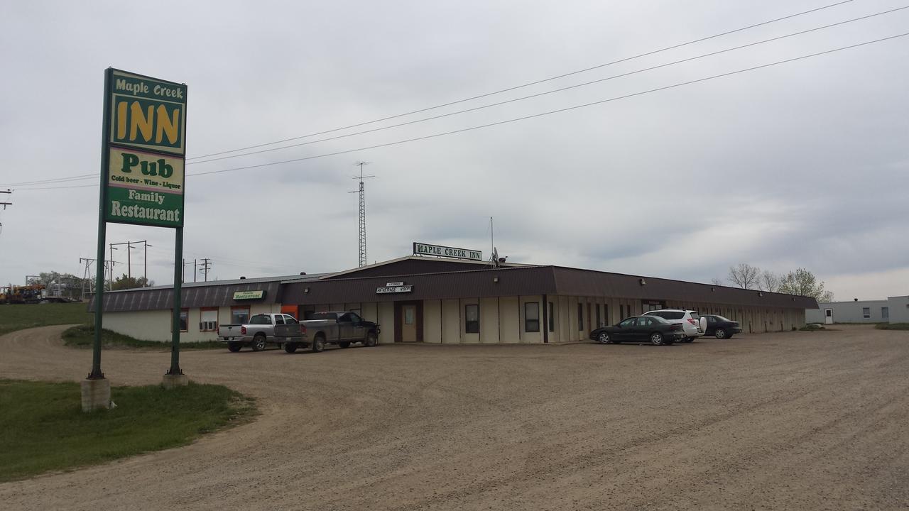 Maple Creek Motor Inn Eksteriør billede